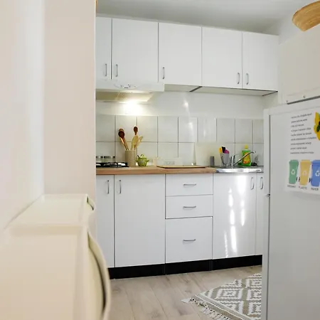 Apartment Mir Pula