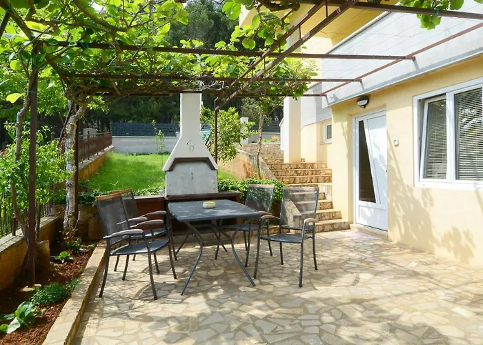 Mir Apartment Pula